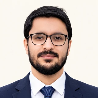 Shahzad Khan, web developer based in Dubai